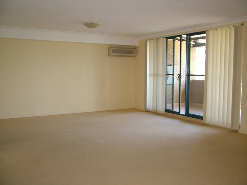 VIEWS OF TUGGERAH LAKE Picture 2