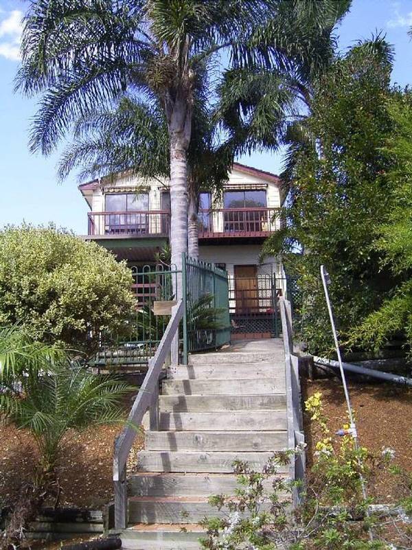 ABSOLUTE WATERFRONT RESERVE Picture 3