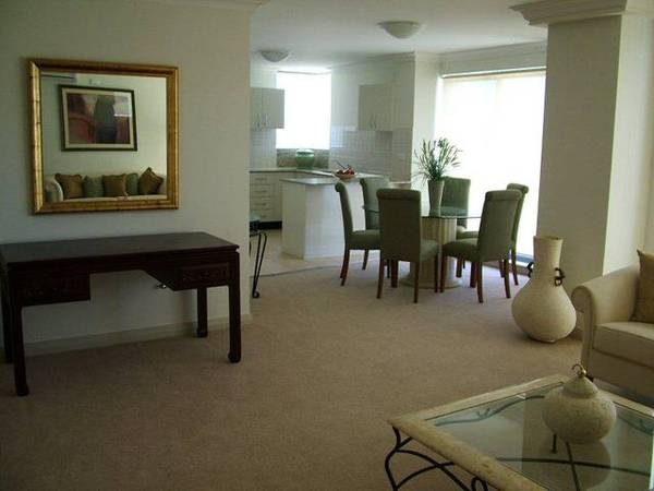 SORRENTO APARTMENTS Picture 2