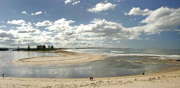 Watermark Apartments Picture 3