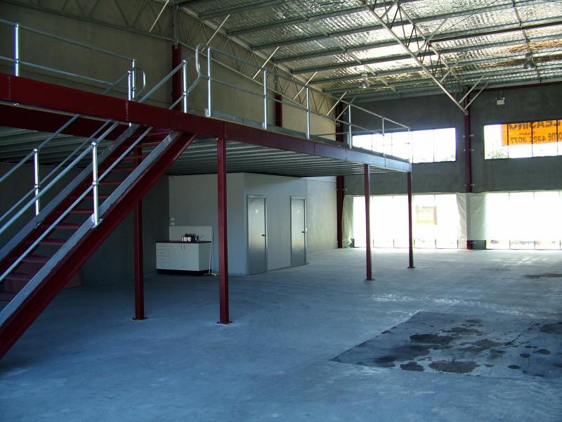 COMMERCIAL RENTAL - TUGGERAH Picture 2