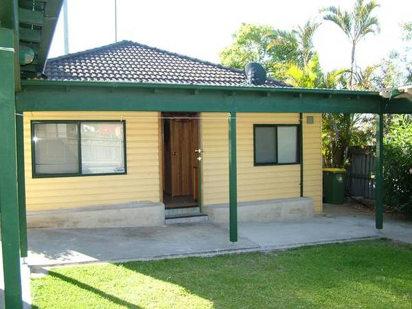 UNIQUE OPPORTUNITY Picture 2