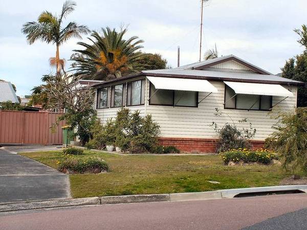 UNIQUE OPPORUNITY Picture 1