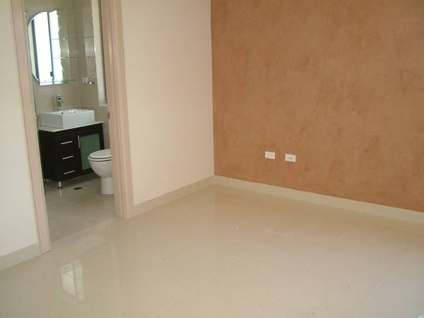 BRAND NEW UNIT Picture 3