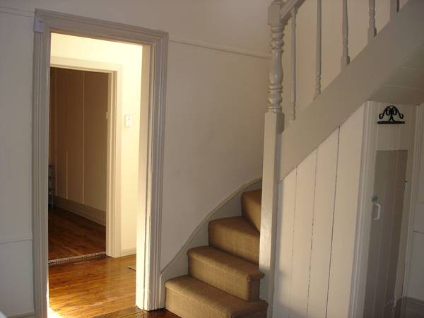 TRENDY ISLINGTON Picture 2