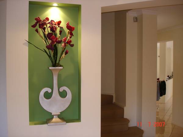 Stunning Executive Residence amonst Quality Homes Picture 3