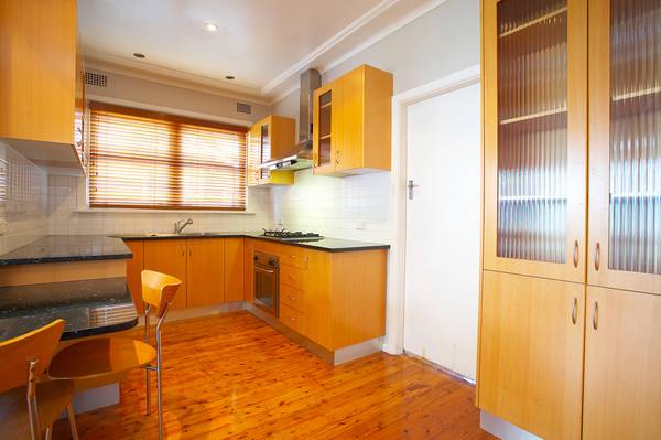 warwick street Picture