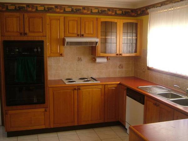 FOR THE LARGER FAMILY!! - RENT BY NEGOTIATION Picture