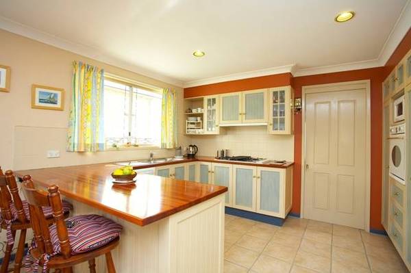 loving family home Picture