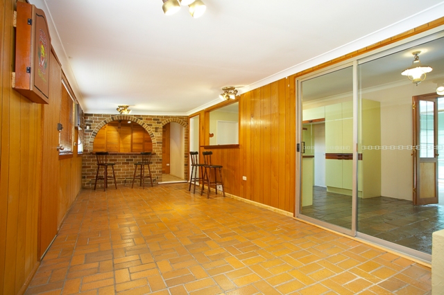 Perfect Location Picture 2