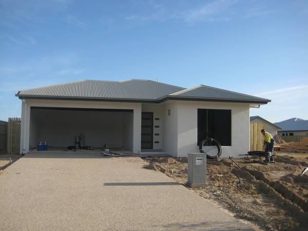 I'VE YET TO BE PRETTIED UP BUT SOON I CAN BE YOUR HOME Picture 1