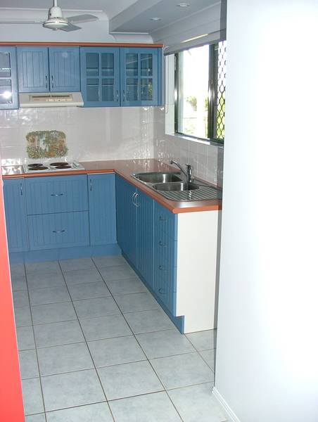 BEST ONE IN THE AVENUES Picture 2