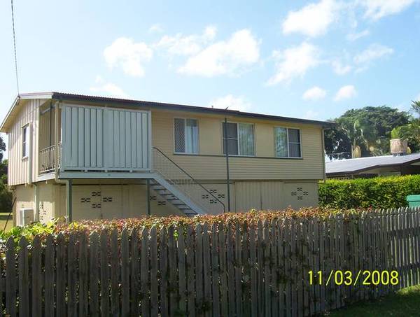 SHOPPING AT STOCKLAND!!! Picture 2