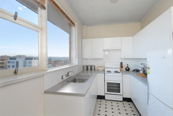 Bright & Airy Apartment Picture