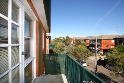 3 Bedroom Apartment with Car Space Picture