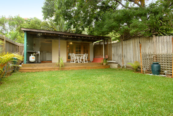 Large Semi With Studio Picture 1