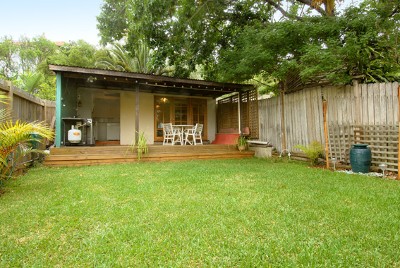 Large Semi With Studio Picture