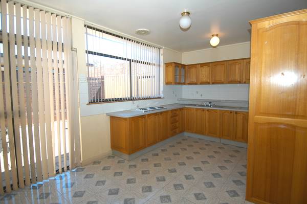 Convenient Location Picture 1