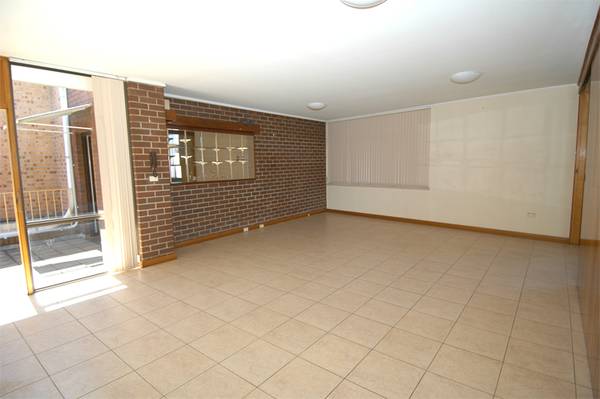 Convenient Location Picture 2