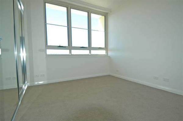 Owner says SELL! Picture 3