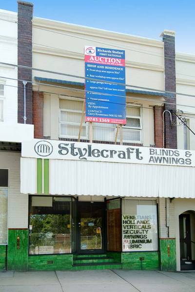 CLOSE TO TRAIN STATION Picture 2