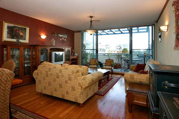 A Touch of the Mediterranean Picture 3