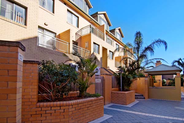 Unique & Spacious Picture 1