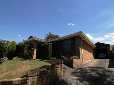 FAMILY HOME IN IMMACULATE CONDITION Picture