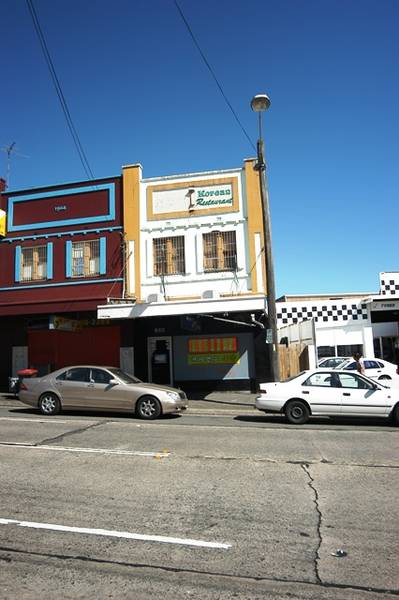 SHOP FRONT FOR LEASE Picture 2