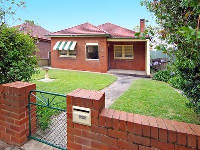 A Solid Beauty Picture A Solid Beauty Picture