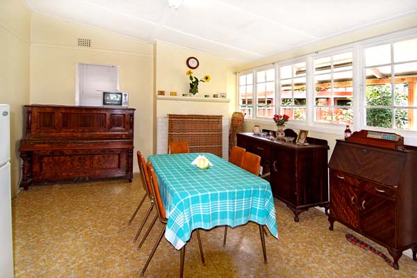 A Solid Little Beauty Picture 3