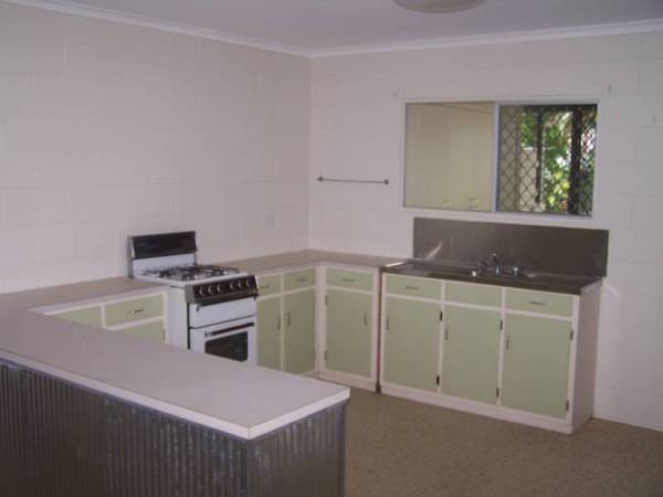 Duplex in Mundingburra Picture 2