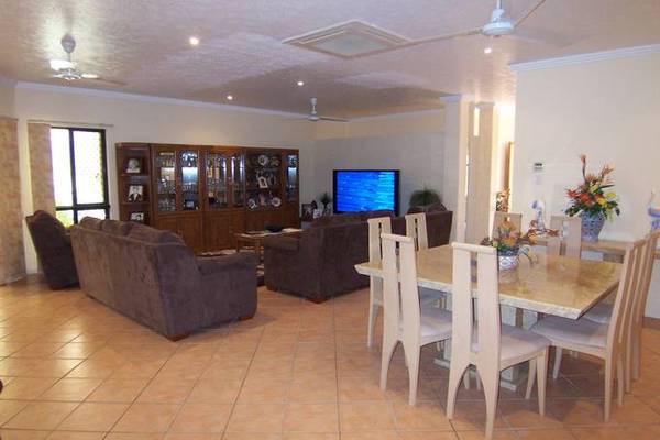 Riverside- Creekwood Picture