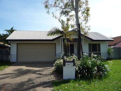 Willow Gardens- Like New Picture