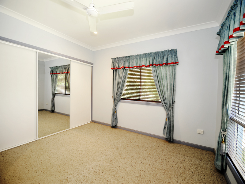 UNDER CONTRACT Picture 3