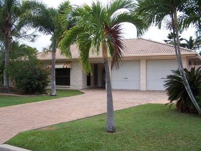 Lowset Home with Space to Move Picture Lowset Home with Space to Move Picture