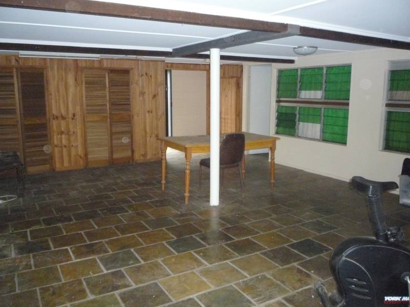 WALK to STOCKLAND Picture 2