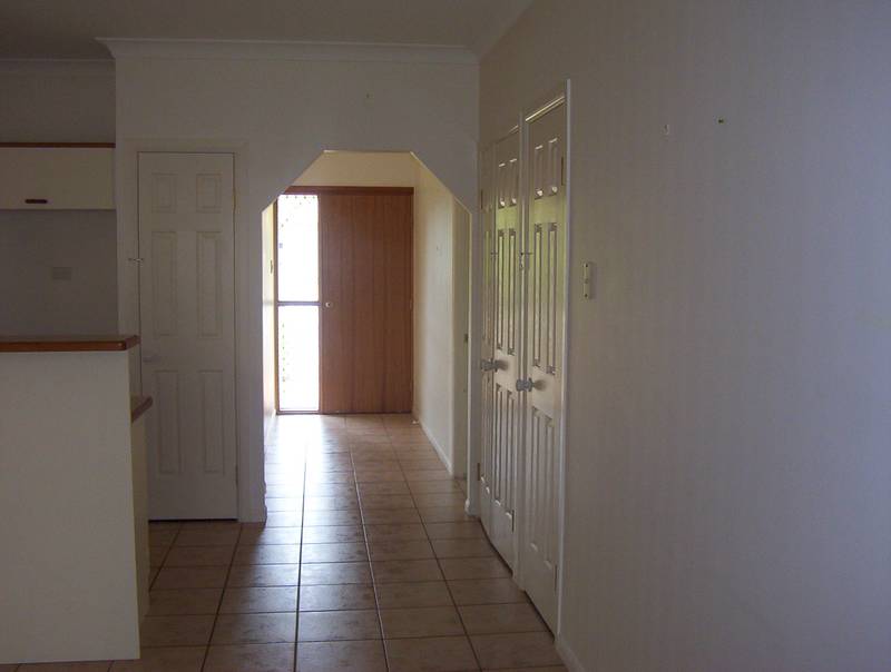 Riverside Gardens- Cottage Picture 3