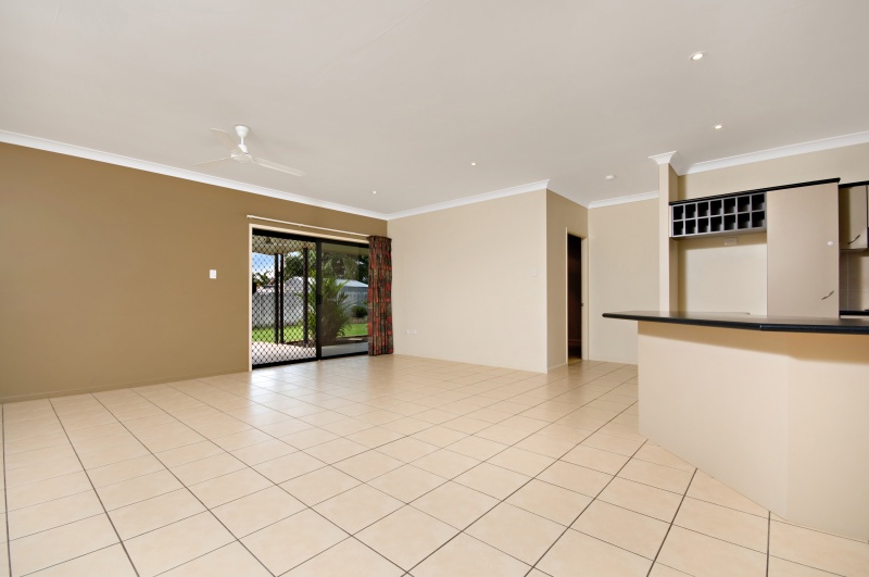 What a Stunner. Picture 2