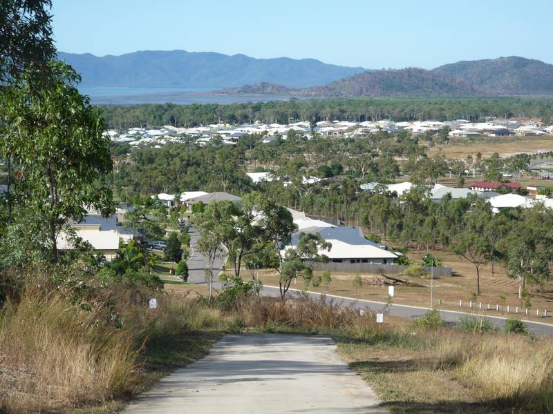 Sea views in Paradise Picture 2