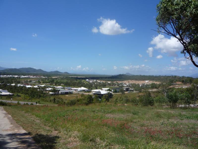 Sea views in Paradise Picture 1