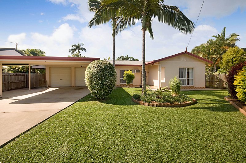 GLENROCK ESTATE- IMMACULATE Picture 1