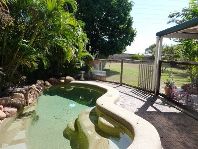 4 Bedrooms, Pool, 1061m2 Picture