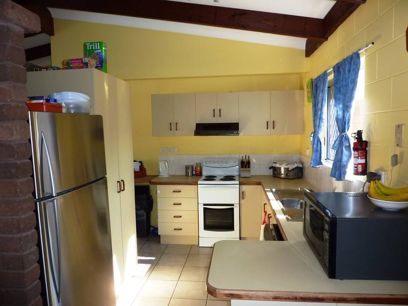 Price Slashed $16,000!!
Be quick to view, great buy at $339,000 neg Picture 3