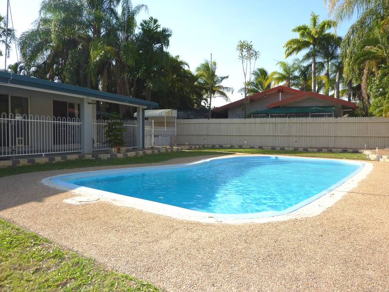 Price Slashed $16,000!!
Be quick to view, great buy at $339,000 neg Picture 2