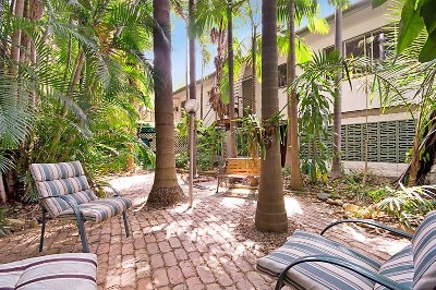 Your very own tropical retreat Picture