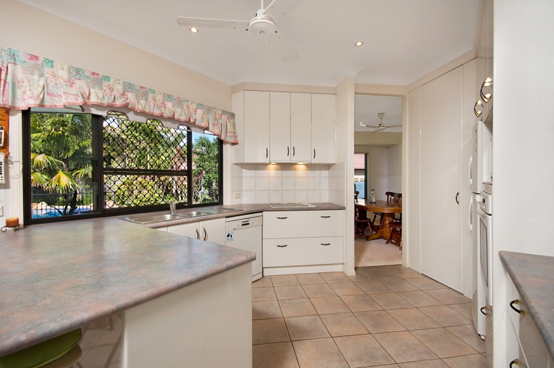 Dress Circle Annandale in Quiet Court Picture 3