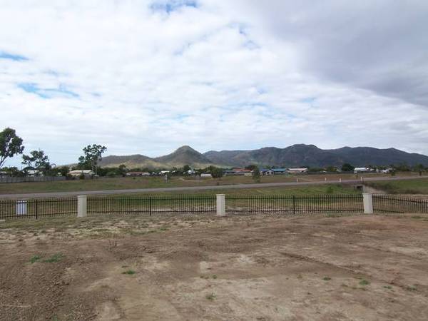 RURAL LIVING IN THE CITY Picture 1