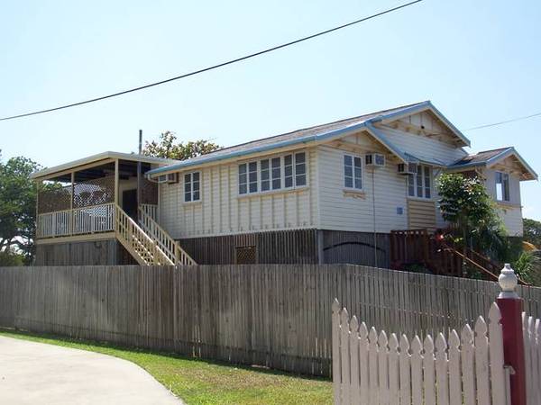 RENOVATED HOME AND DEVELOPMENT SITE Picture 3