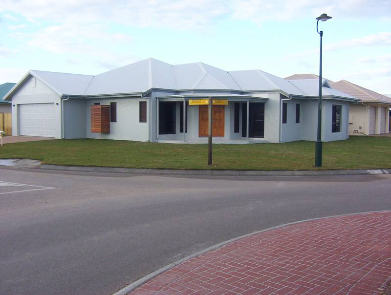 Beautiful Home close to Cowboys Picture 1